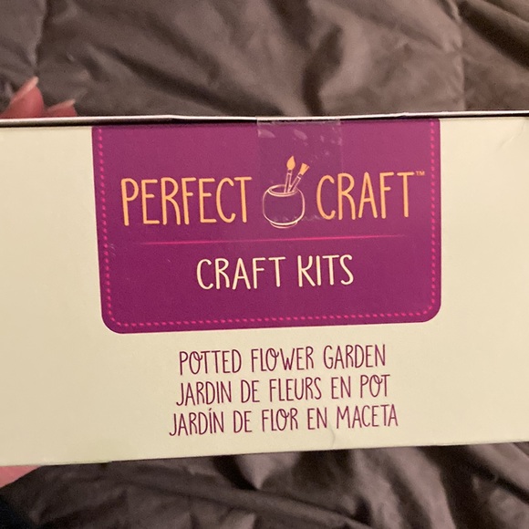 Potted Flower Garden Craft Kits. NWT - Picture 6 of 9
